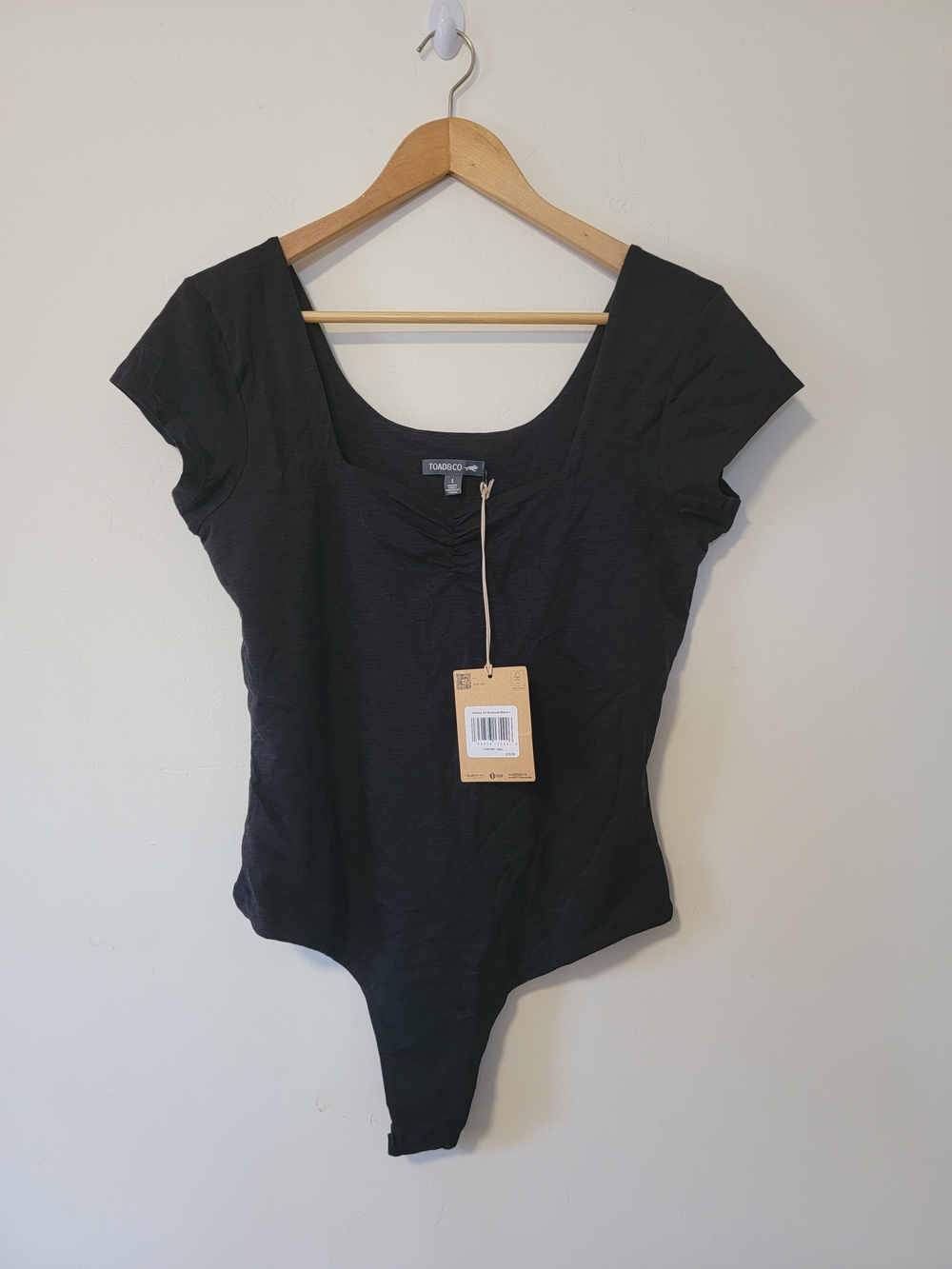 Toad&Co Black Scoop Neck Cap Sleeve Bodysuit with Tag